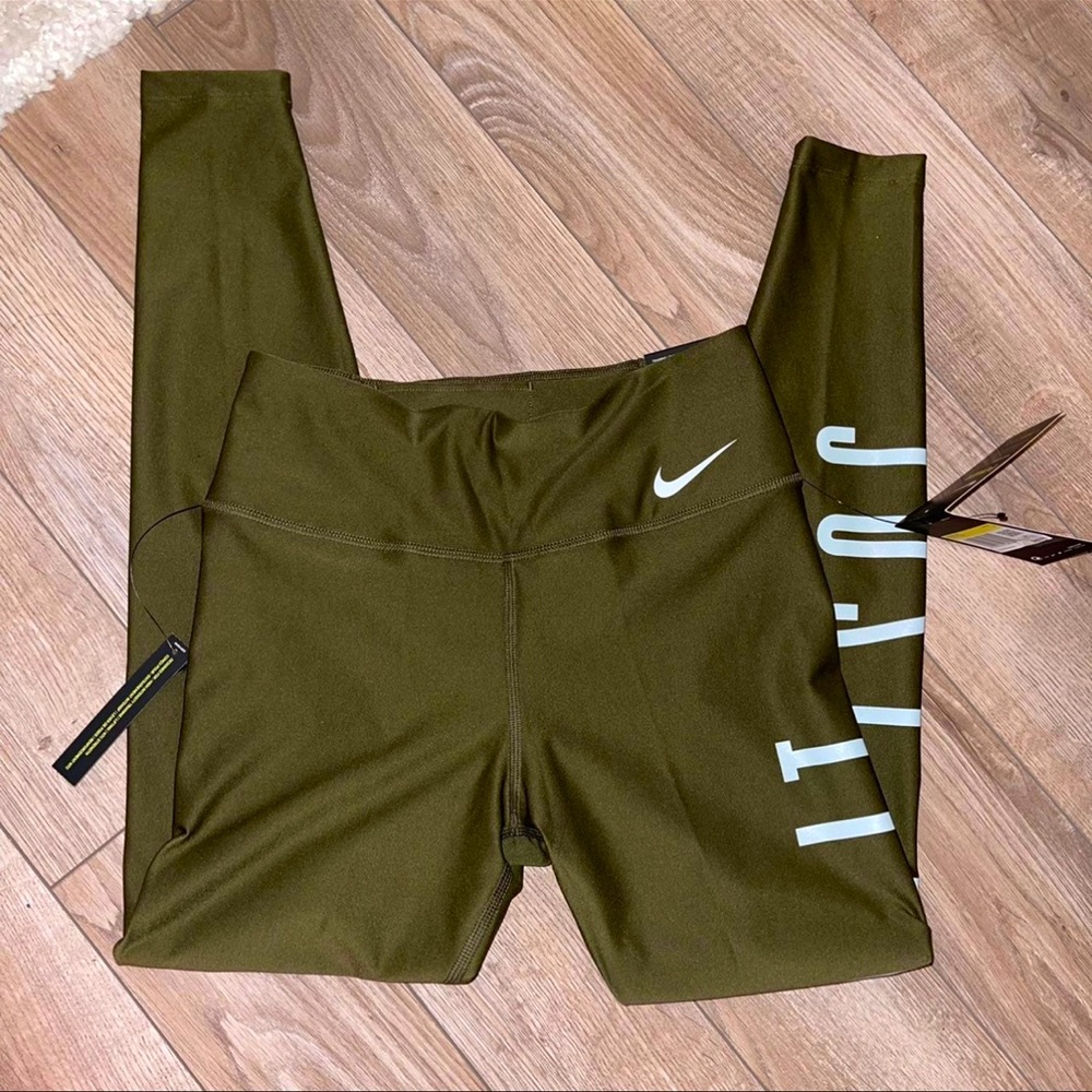 Nike leggings